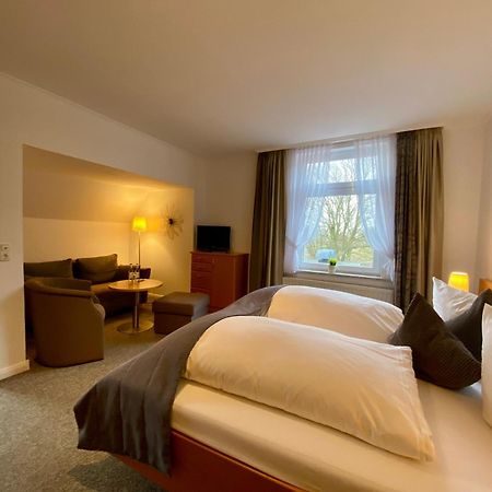 Kirchspielkrug Landhotel & Restaurant Westerhever Eksteriør bilde