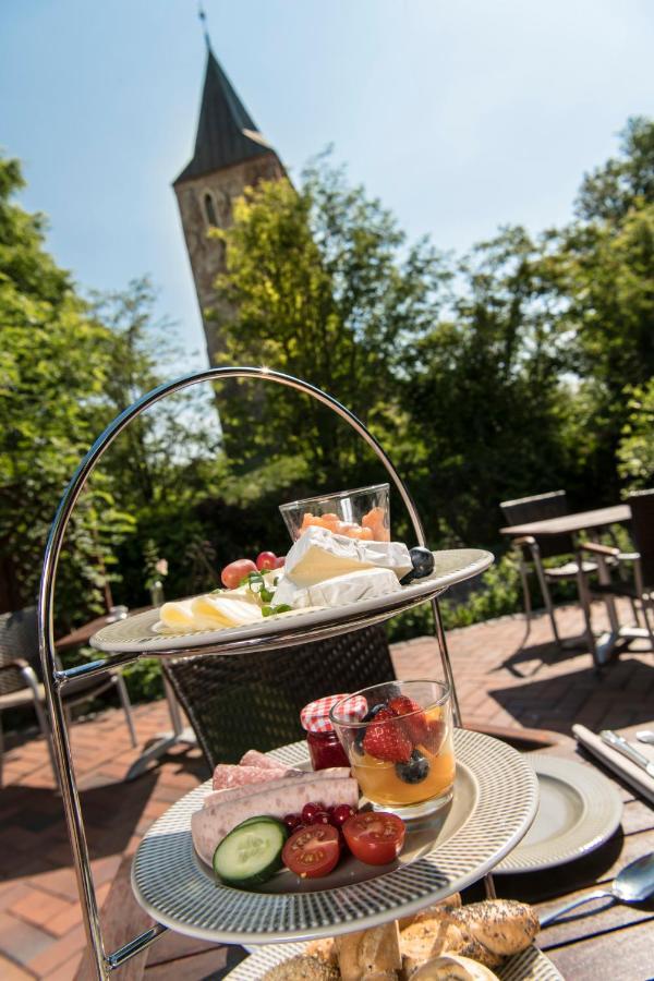 Kirchspielkrug Landhotel & Restaurant Westerhever Eksteriør bilde