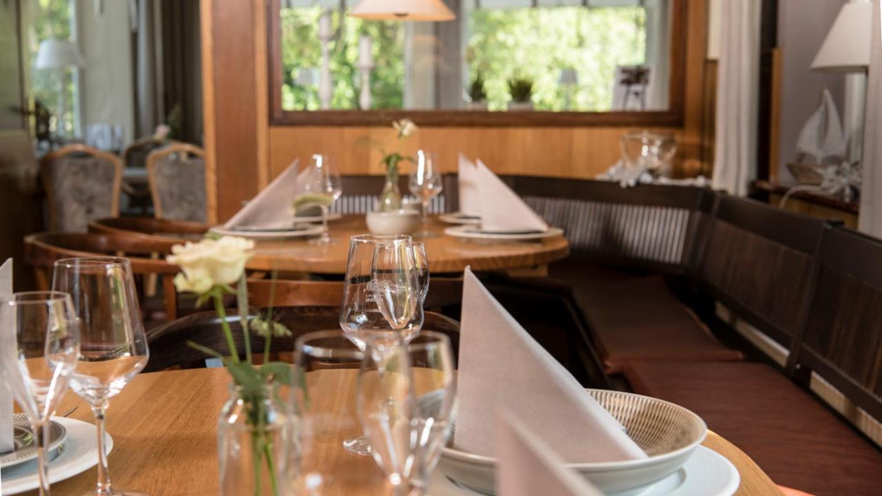 Kirchspielkrug Landhotel & Restaurant Westerhever Eksteriør bilde