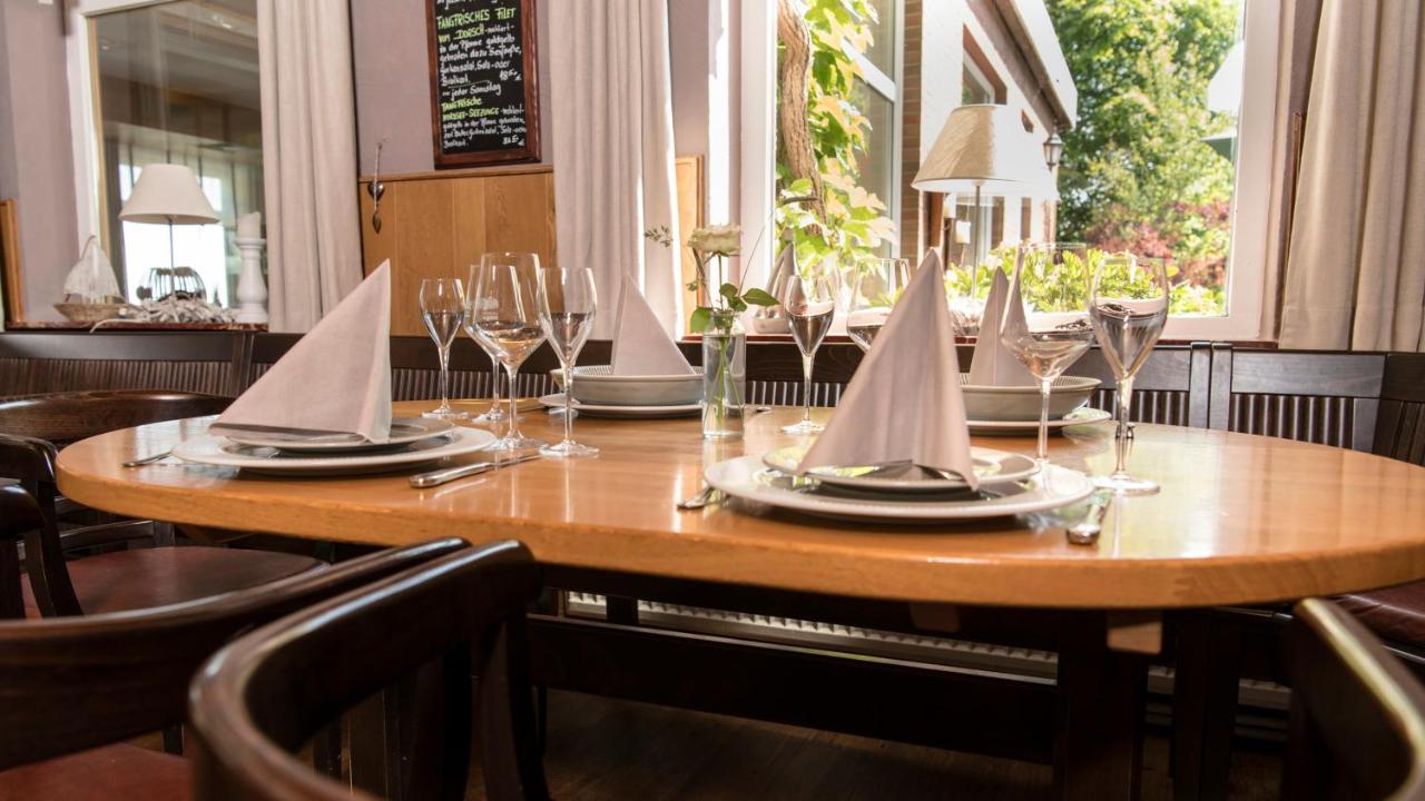 Kirchspielkrug Landhotel & Restaurant Westerhever Eksteriør bilde