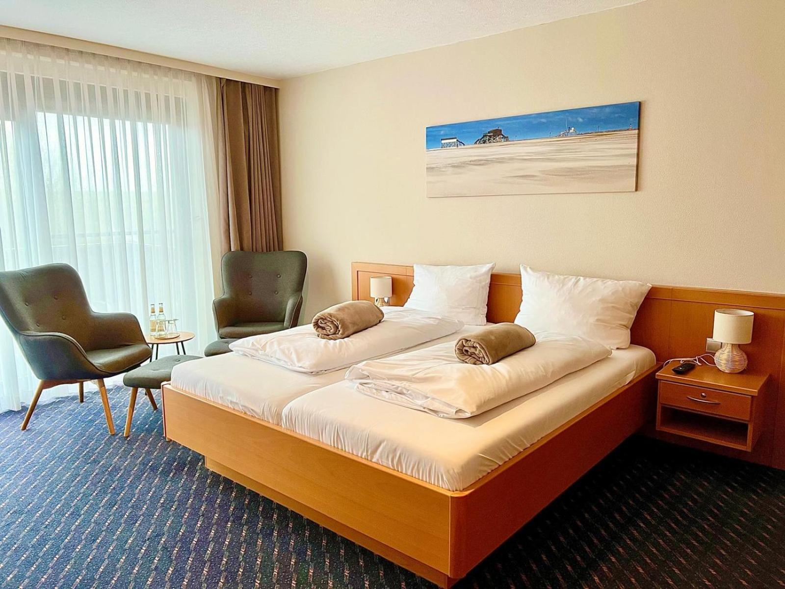Kirchspielkrug Landhotel & Restaurant Westerhever Eksteriør bilde